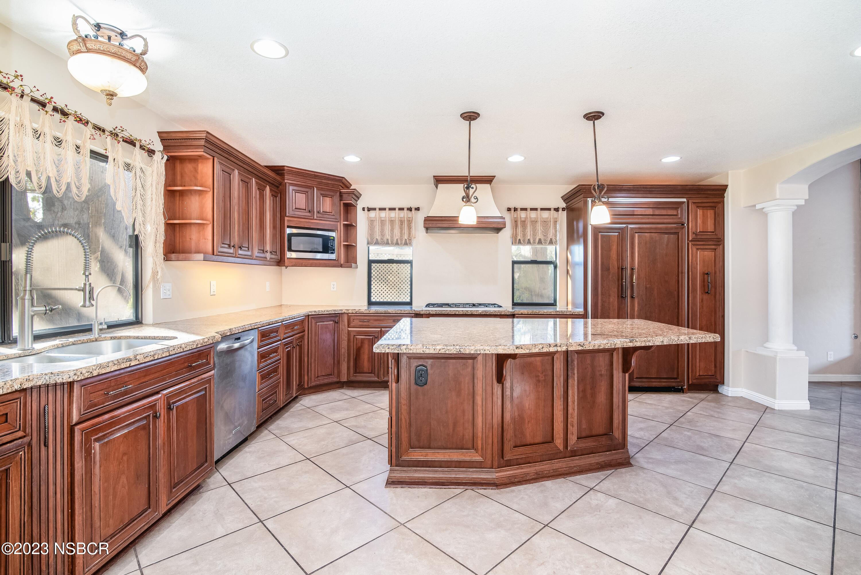 601 St Andrews Way Lompoc, CA 93436 - Photo 17 of 37 017_81733076