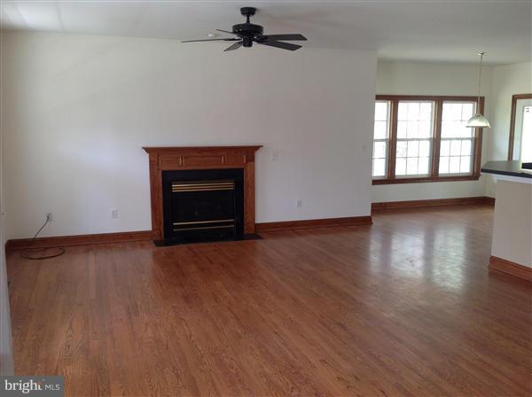 4626 Green Ridge Court Huntingtown, MD 20639 - Photo 3 of 6 Interior (General)