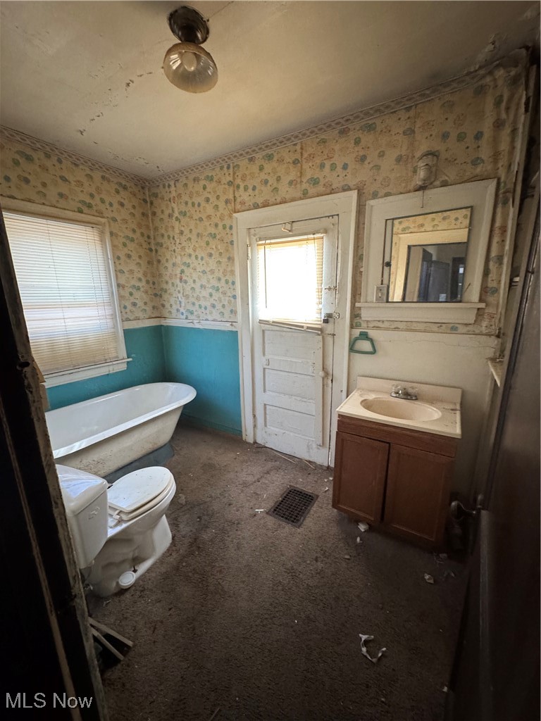 1041 Diagonal Road Akron, OH 44320 - Photo 10 of 17 Gallery Image 10