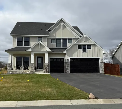 $1,052,000 | 17628 Jett Circle Southeast, Prior Lake, MN 55372