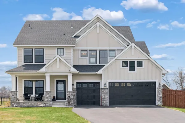 $1,052,000 | 17628 Jett Circle Southeast, Prior Lake, MN 55372