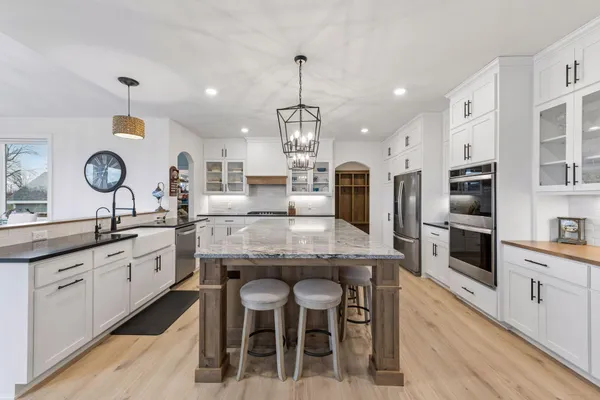 $1,052,000 | 17628 Jett Circle Southeast, Prior Lake, MN 55372