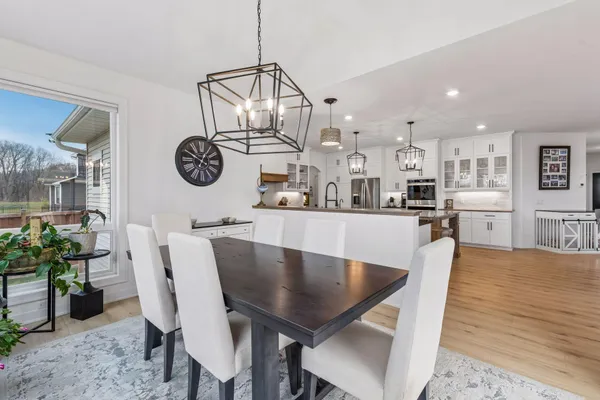 $1,052,000 | 17628 Jett Circle Southeast, Prior Lake, MN 55372