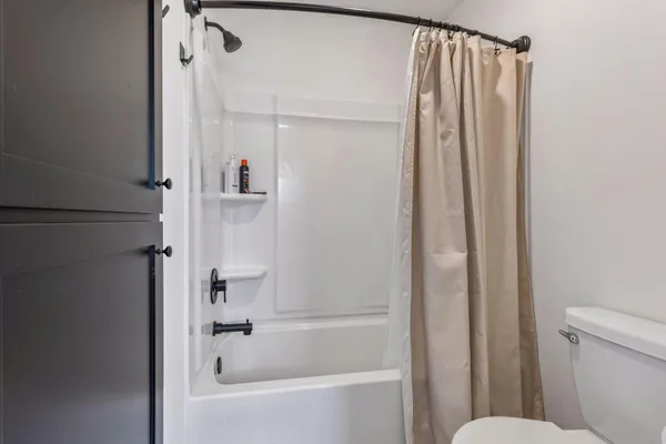 $1,052,000 | 17628 Jett Circle Southeast, Prior Lake, MN 55372