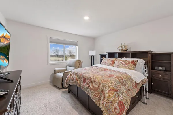 $1,052,000 | 17628 Jett Circle Southeast, Prior Lake, MN 55372