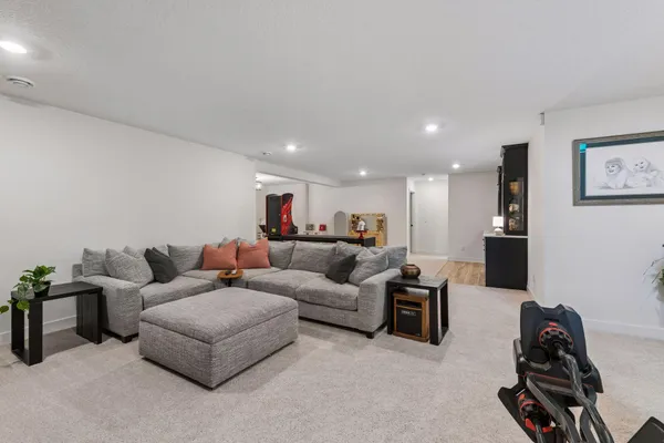 $1,052,000 | 17628 Jett Circle Southeast, Prior Lake, MN 55372