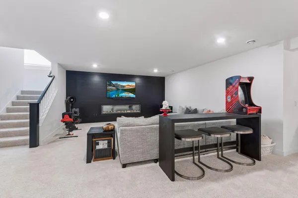 $1,052,000 | 17628 Jett Circle Southeast, Prior Lake, MN 55372