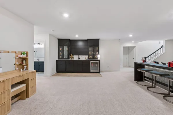 $1,052,000 | 17628 Jett Circle Southeast, Prior Lake, MN 55372