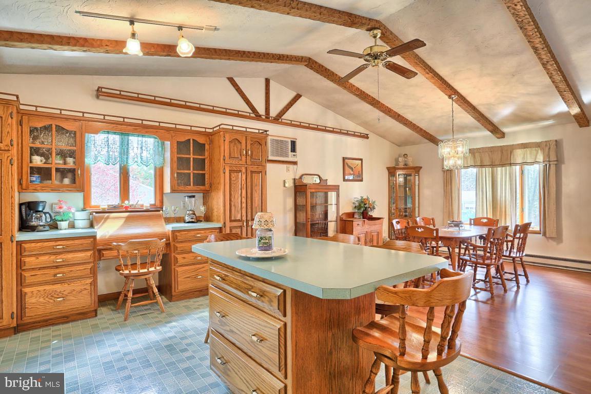 103 Schoeneck Road Ephrata, PA 17522 - Photo 12 of 24 Gallery Image 12