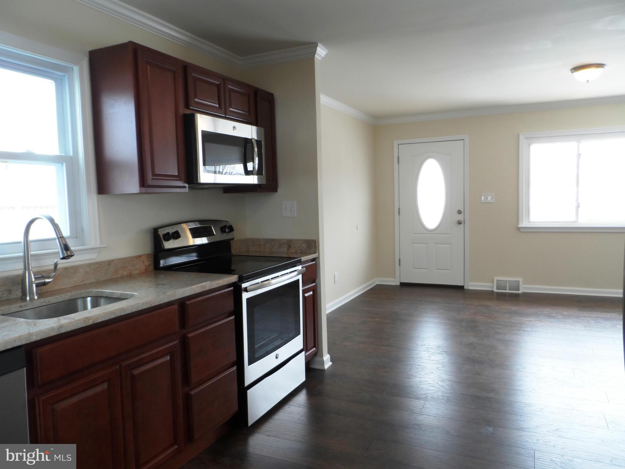 7848 Shellye Road Glen Burnie, MD 21060 - Photo 5 of 19 Interior (General)