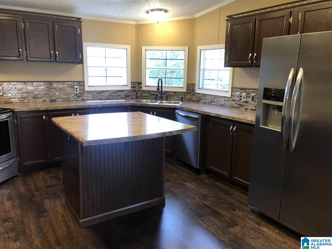 289 64th Street Anniston, AL 36206 - Photo 4 of 49