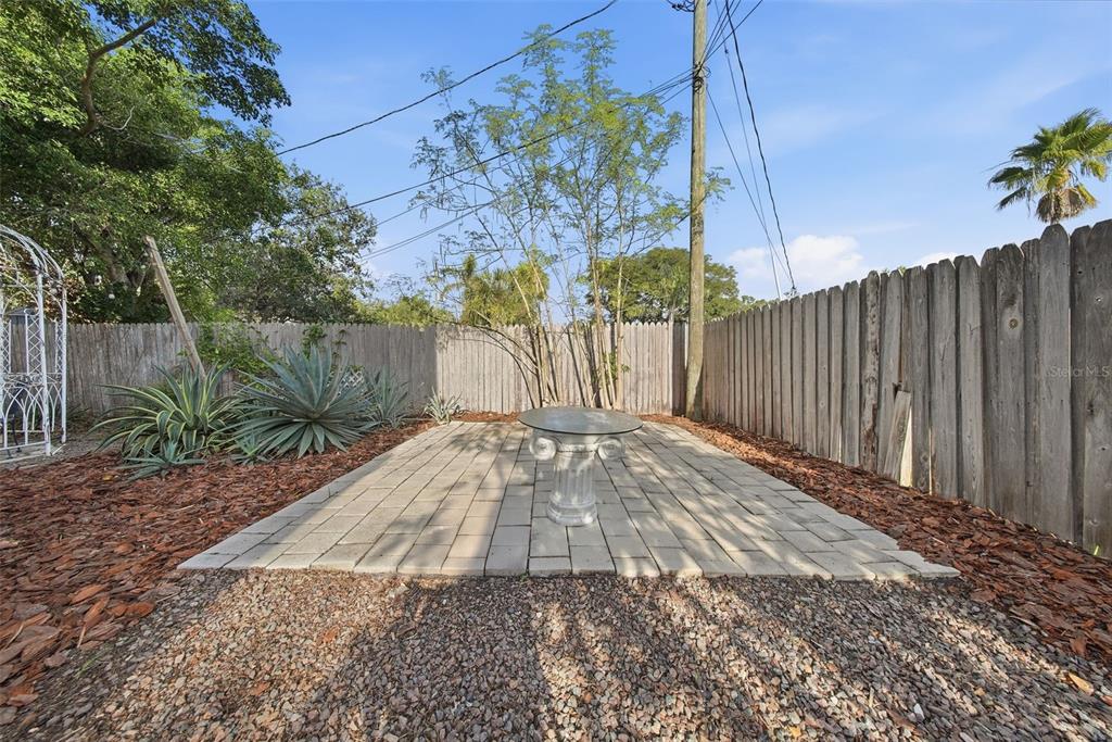 8334 Diagonal Road North St. Petersburg, FL 33702 - Photo 44 of 57 a view of backyard with wooden fence