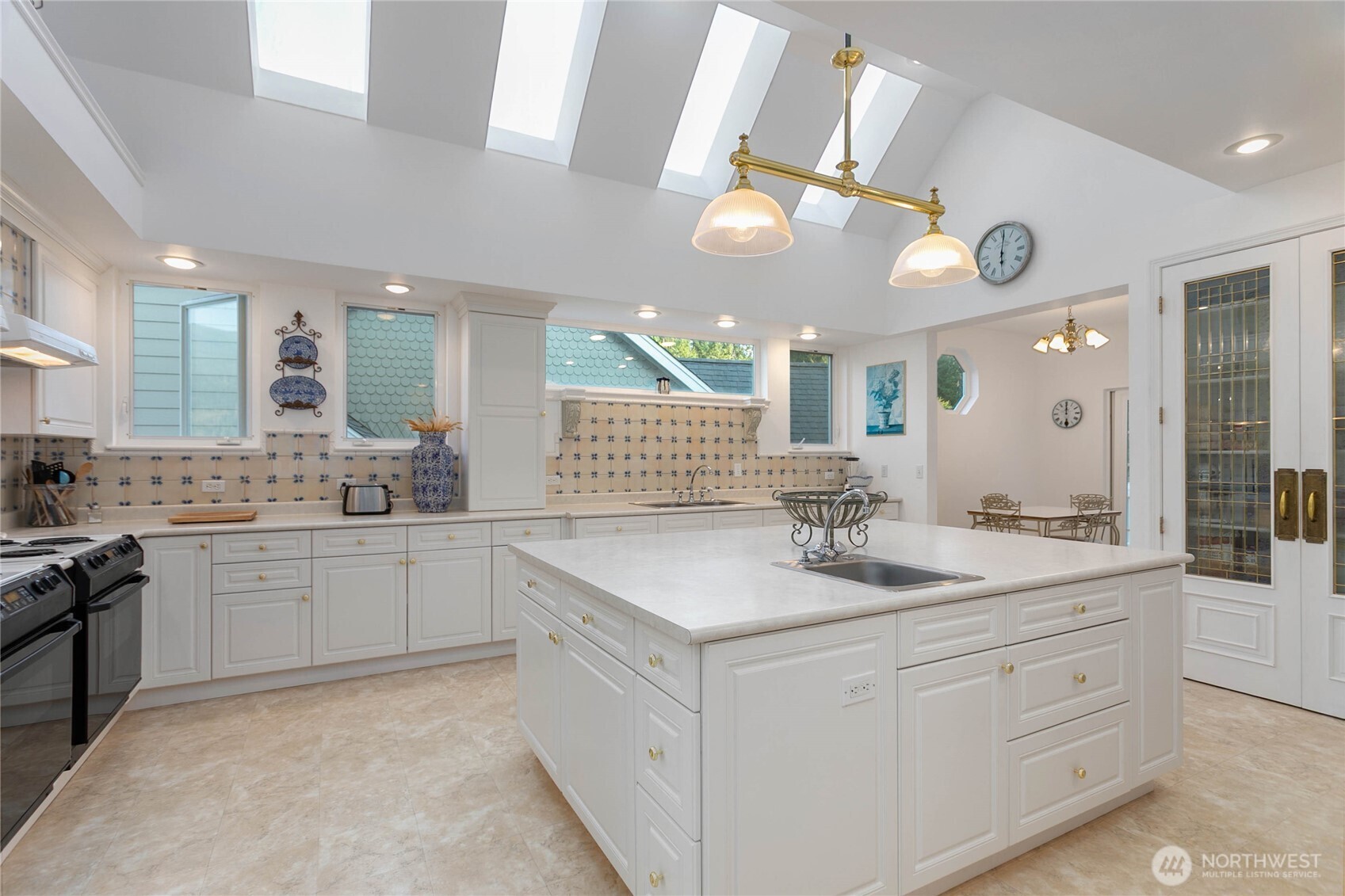 46 North Point Drive Bellingham, WA 98229 - Photo 13 of 40