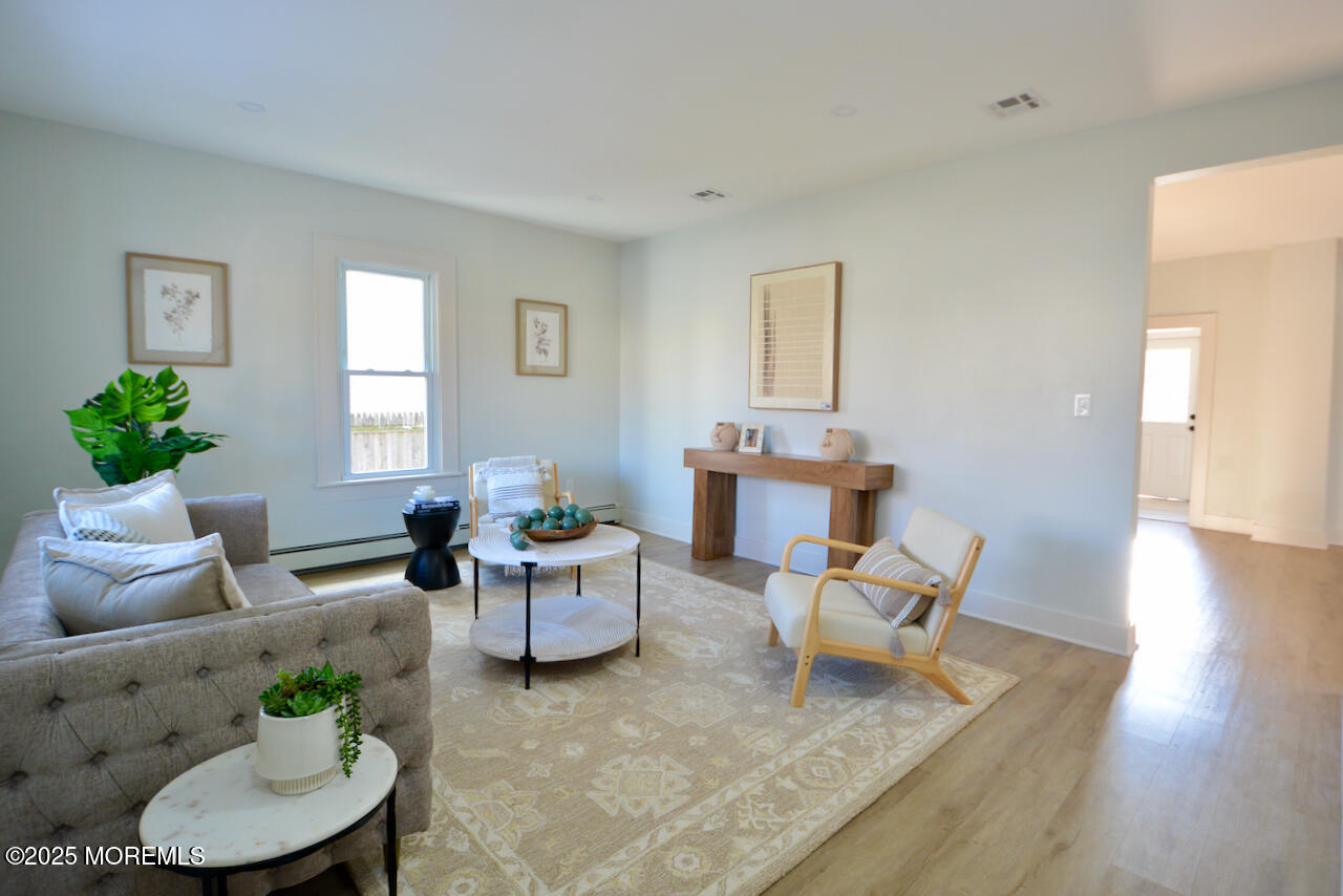 144 Bridge Avenue Red Bank, NJ 07701 - Photo 11 of 34 Living Room