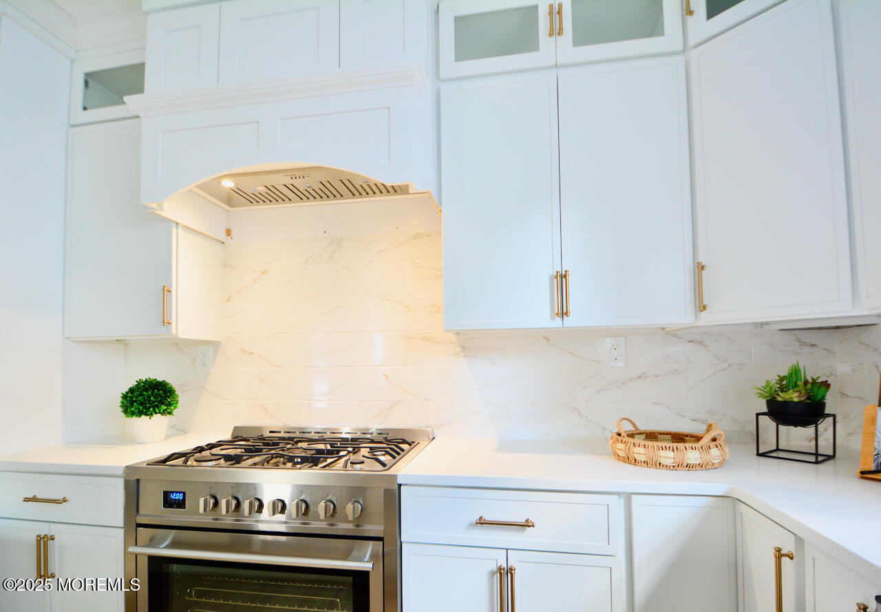 144 Bridge Avenue Red Bank, NJ 07701 - Photo 6 of 34 36" Range!