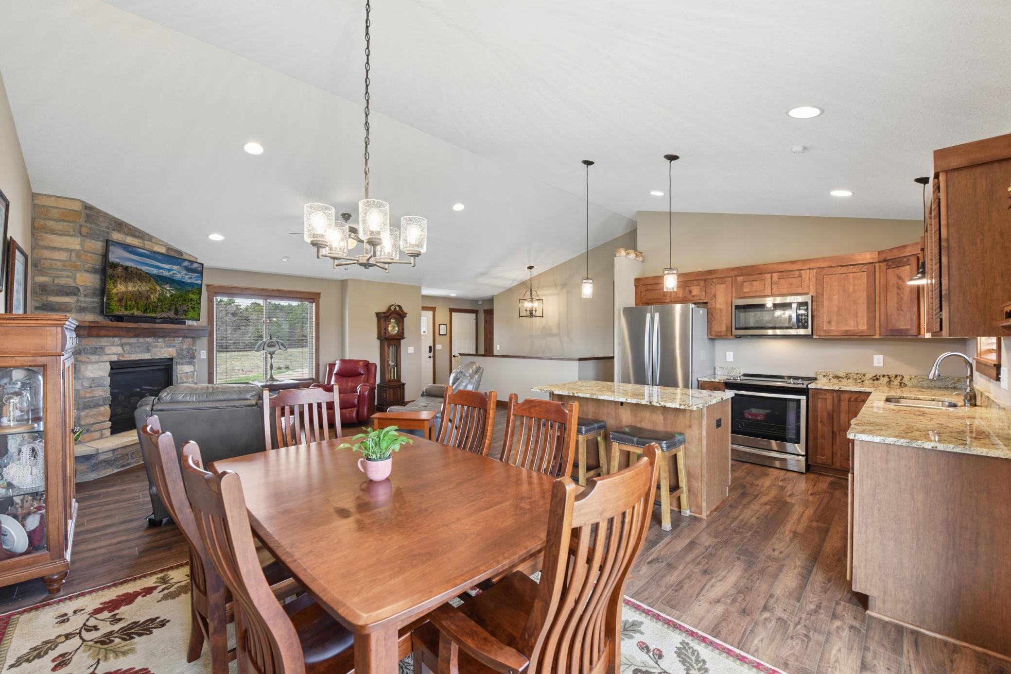 1065 70th Avenue Roberts, WI 54023 - Photo 5 of 30