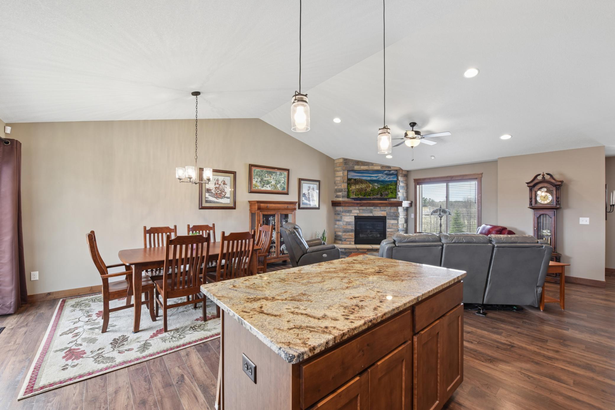 1065 70th Avenue Roberts, WI 54023 - Photo 6 of 30