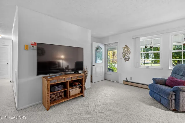 $222,700 | 114 Verdun Road, Oneida, TN 37841