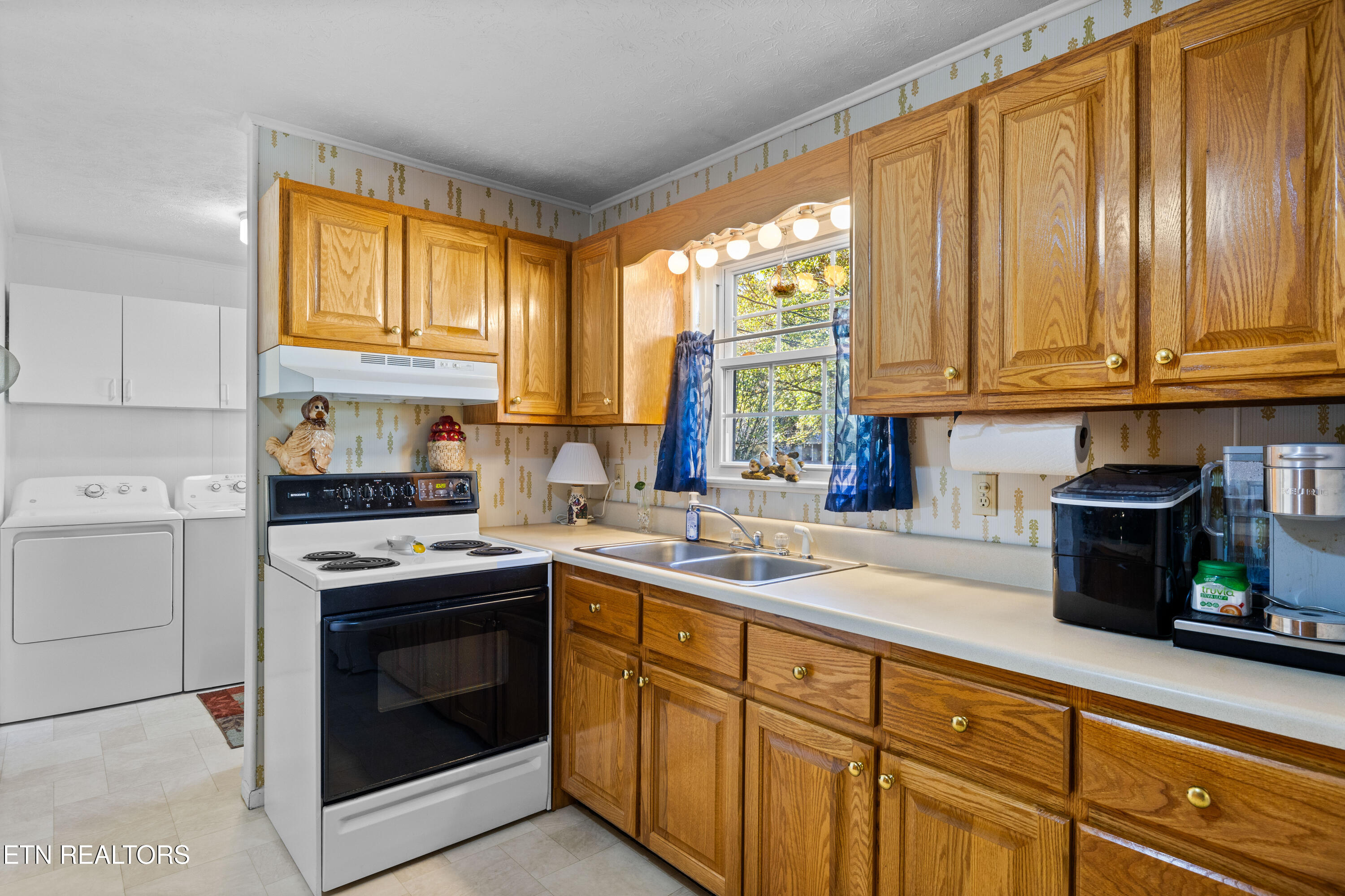 114 Verdun Road Oneida, TN 37841 - Photo 24 of 44 114BerdunDr-21