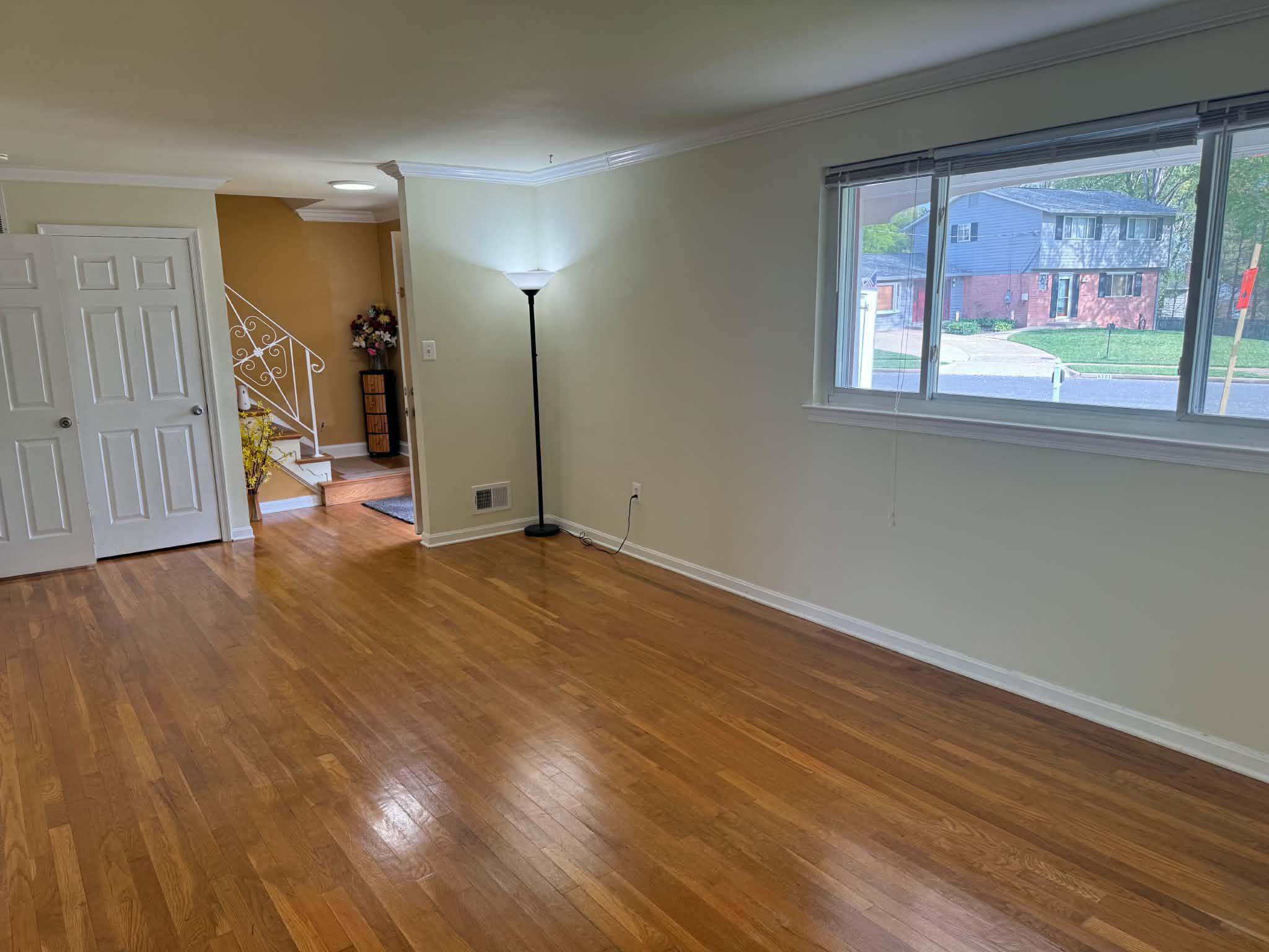 8120 Springfield Village Drive Springfield, VA 22152 - Photo 2 of 7 Living Room