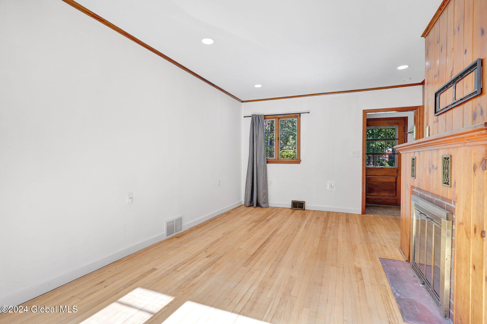 70 Glenridge Road Schenectady, NY 12302 - Photo 6 of 27 3-web-or-mls-DSC01439