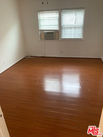 312 South Reeves Drive, Unit E Beverly Hills, CA 90212 - Photo 9 of 11