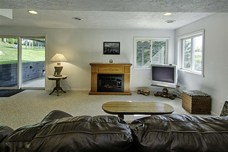 8710 Ridgebluff Drive Southwest Byron Center, MI 49315 - Photo 10 of 24 Additional Photo