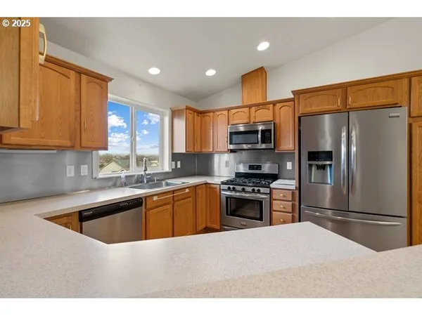 $458,000 | 114 Southwest Desert Sky Drive, Hermiston, OR 97838