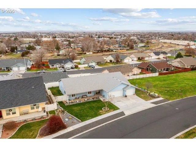 $467,500 | 114 Southwest Desert Sky Drive, Hermiston, OR 97838