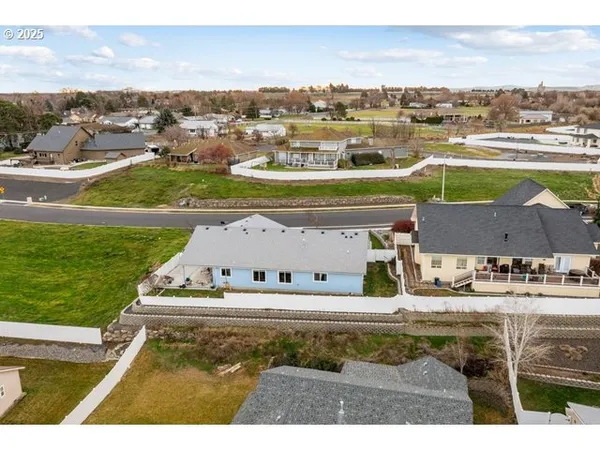 $458,000 | 114 Southwest Desert Sky Drive, Hermiston, OR 97838