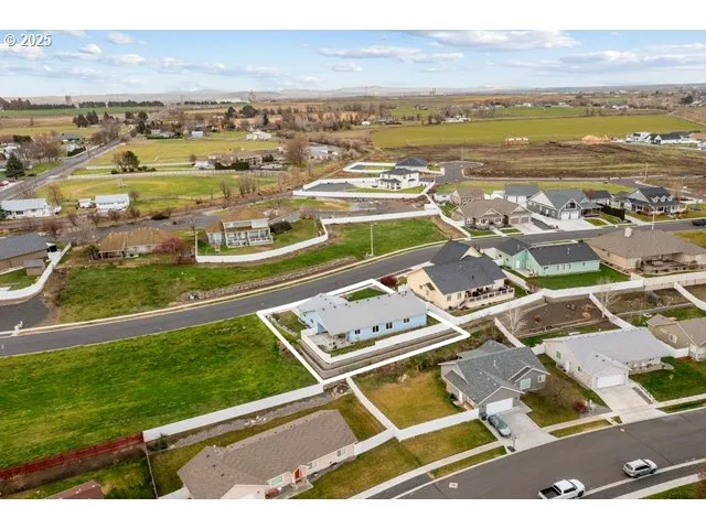 $467,500 | 114 Southwest Desert Sky Drive, Hermiston, OR 97838