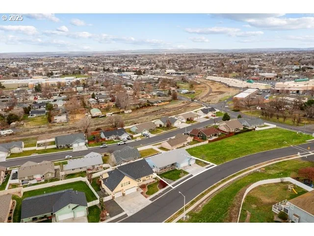 $467,500 | 114 Southwest Desert Sky Drive, Hermiston, OR 97838