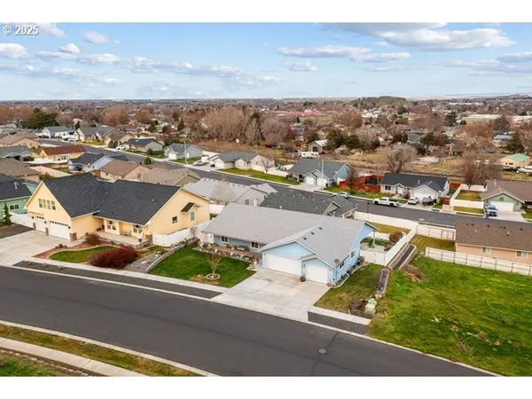 $458,000 | 114 Southwest Desert Sky Drive, Hermiston, OR 97838