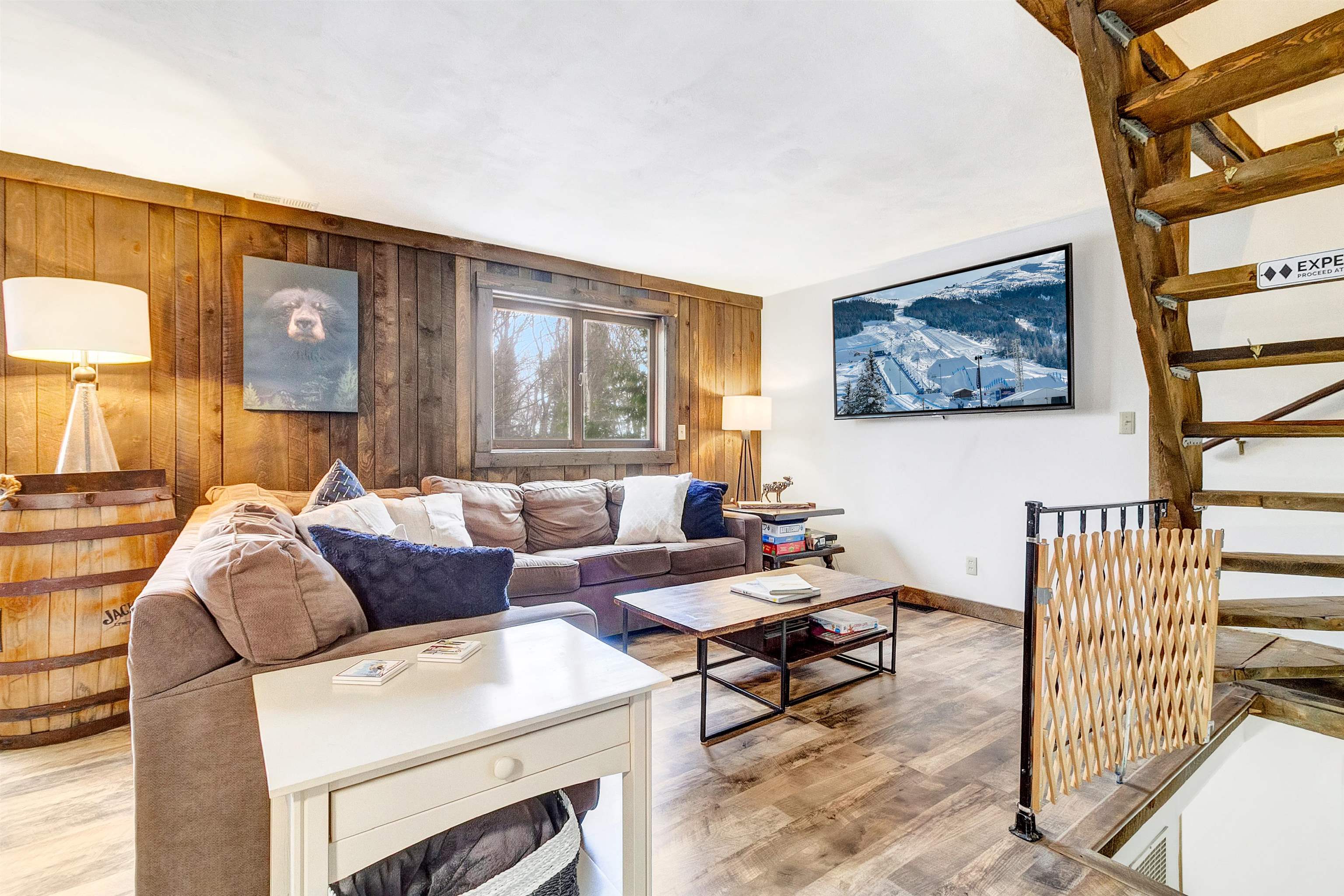 459 Silver Lane Wardsboro, VT 05360 - Photo 12 of 37