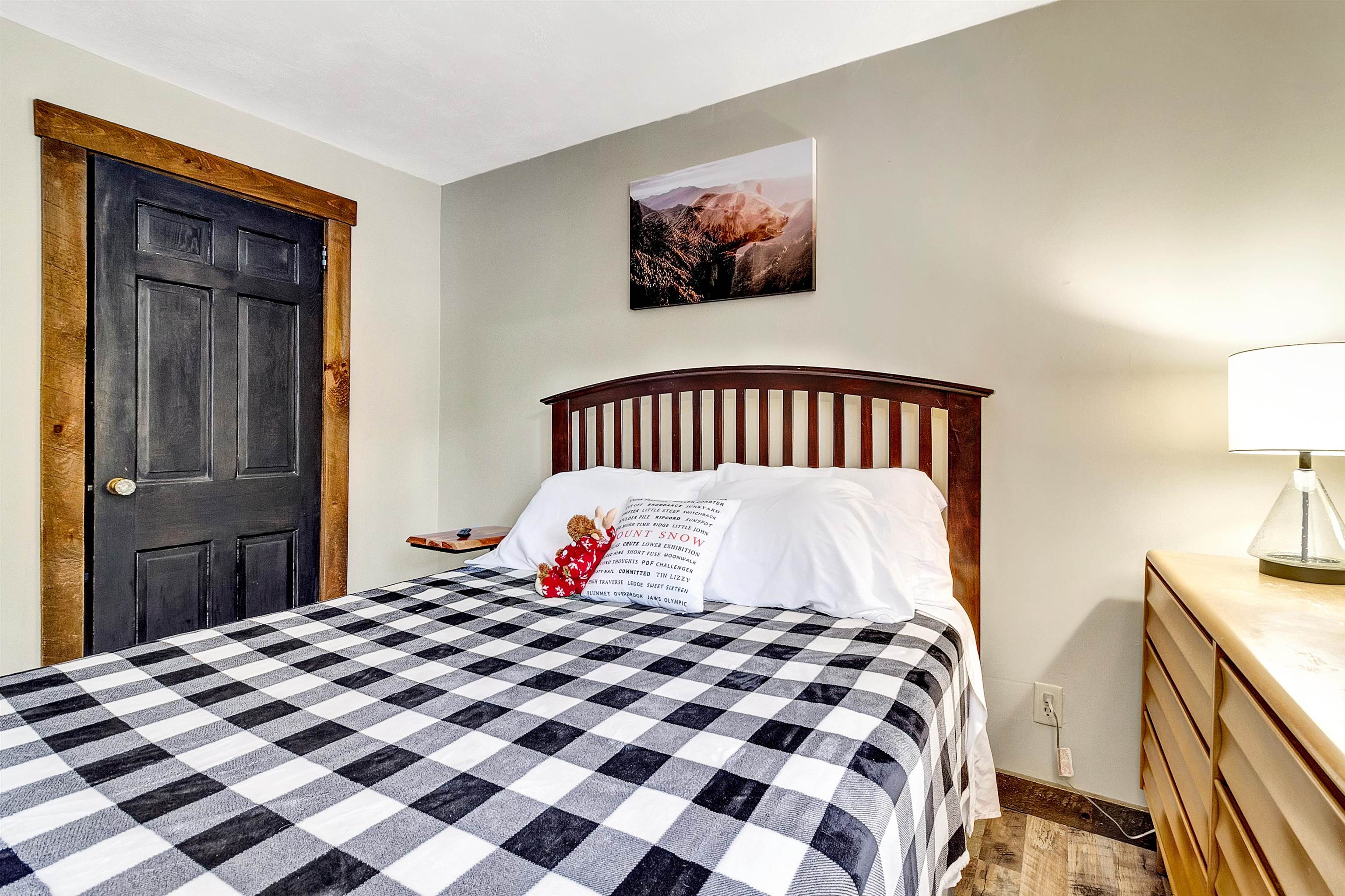 459 Silver Lane Wardsboro, VT 05360 - Photo 13 of 37