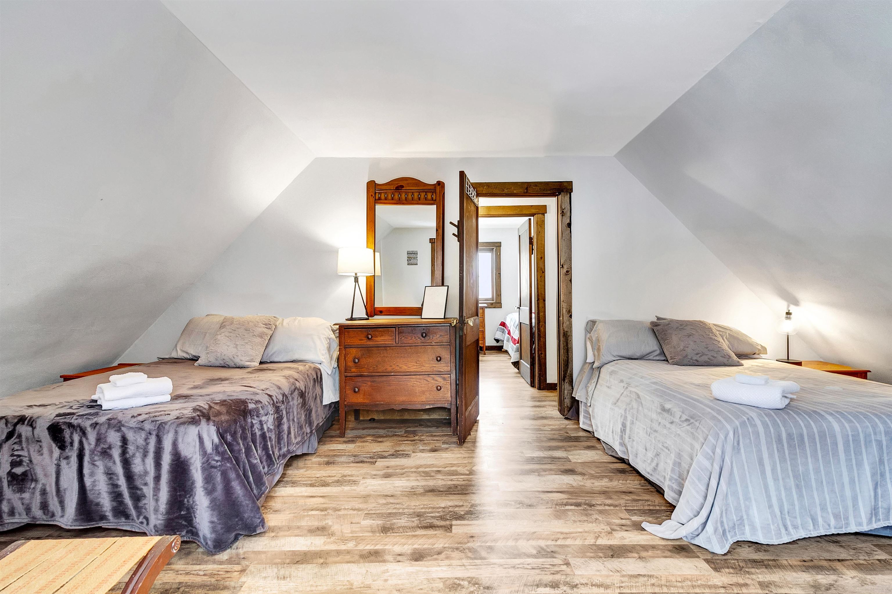 459 Silver Lane Wardsboro, VT 05360 - Photo 21 of 37