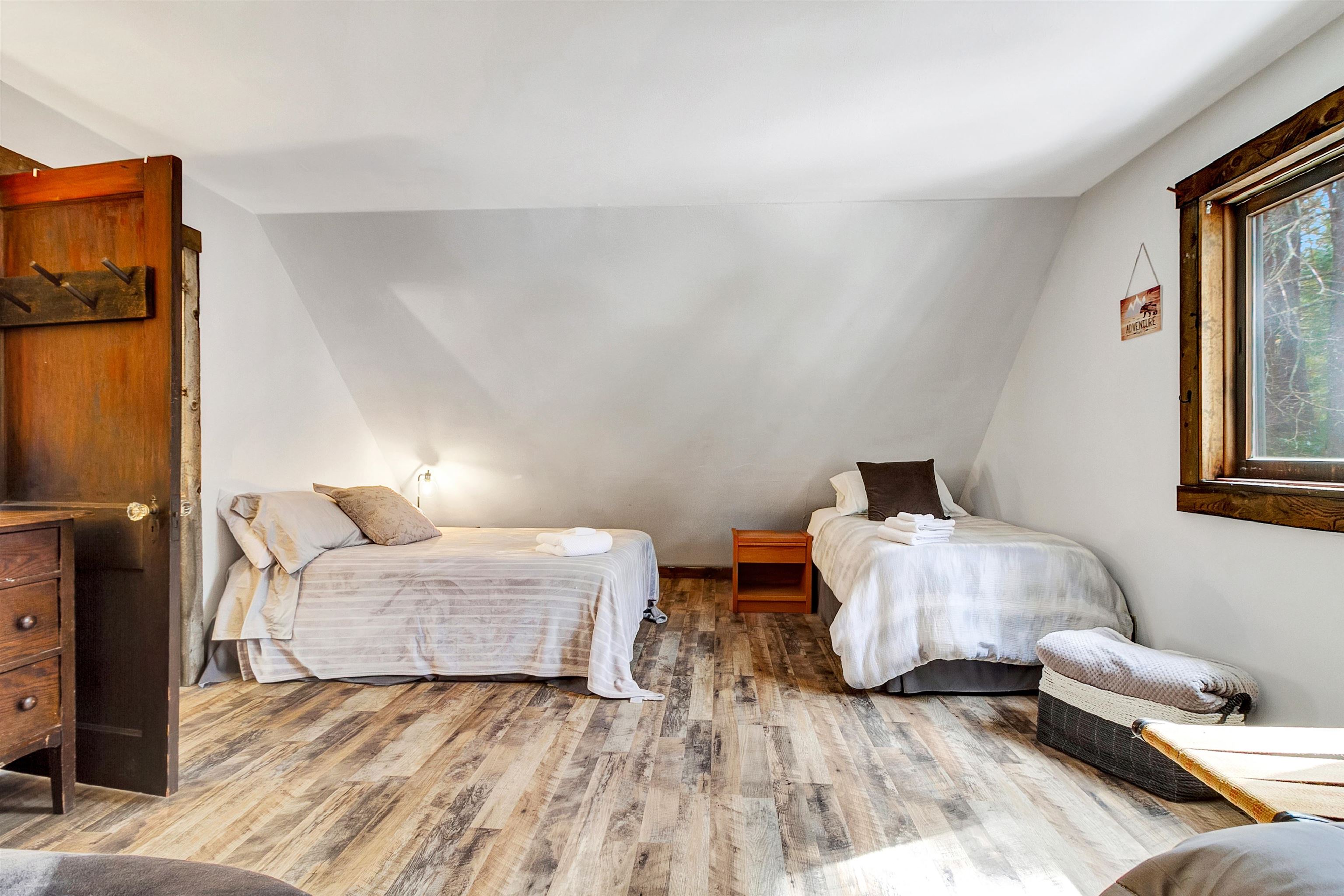 459 Silver Lane Wardsboro, VT 05360 - Photo 22 of 37