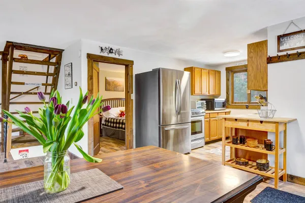$399,000 | 459 Silver Lane, Wardsboro, VT 05360