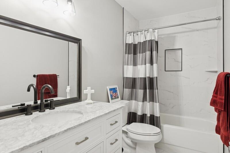120 Greentree Circle Jupiter, FL 33458 - Photo 15 of 28 New second bathroom