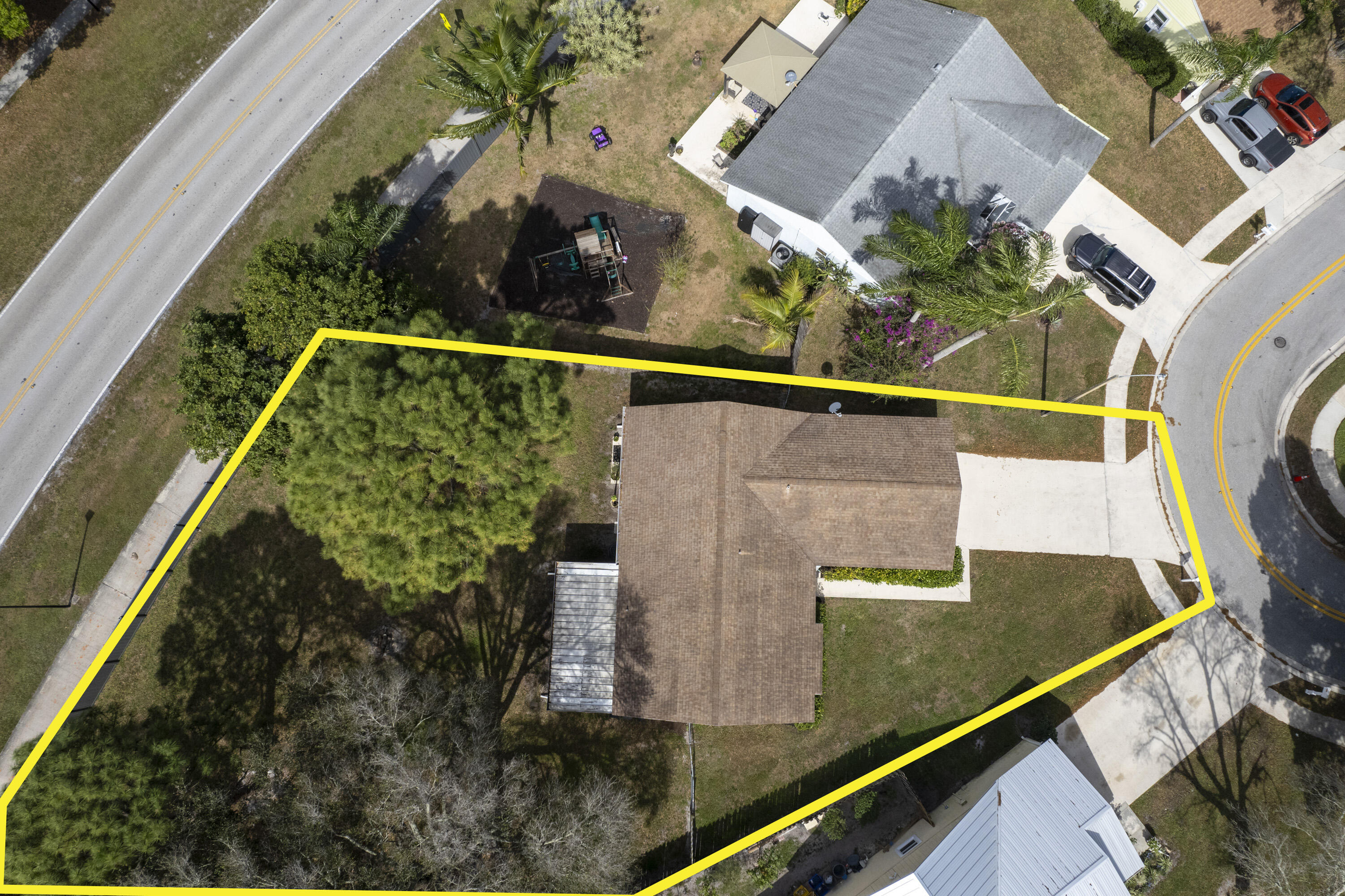 120 Greentree Circle Jupiter, FL 33458 - Photo 27 of 28 120_GreenTree_43-Border_MLS