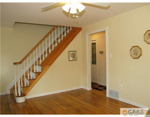 491 Crows Mill Road Fords, NJ 08863 - Photo 3 of 10