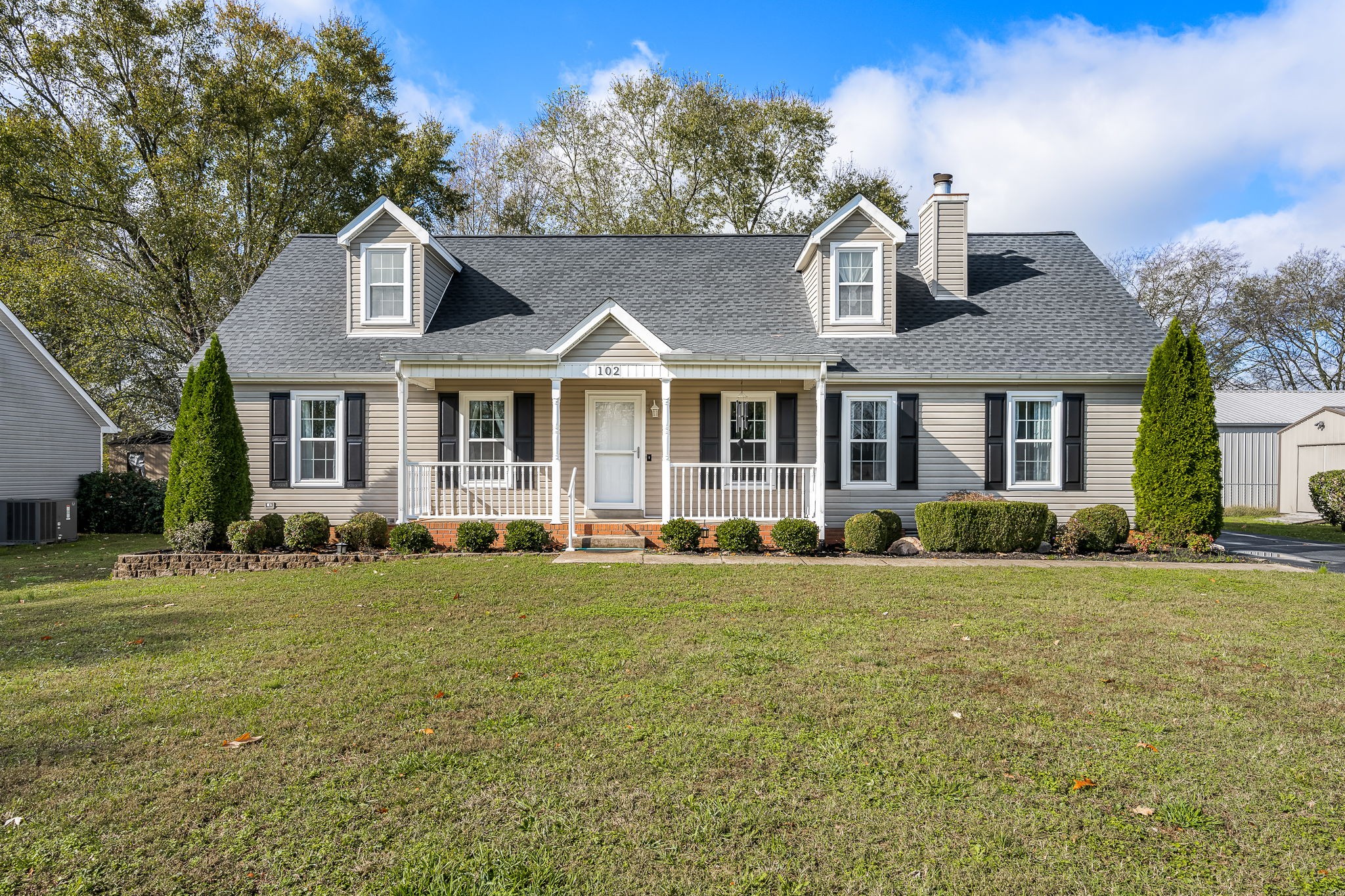 102 Fox Ridge Drive Murfreesboro, TN 37128 - Photo 3 of 59 THIS HOME HAS CURB APPEAL, PLUS NEW PAINT, NEW ROOF, NEW HVAC UPSTAIRS, 2021 HVAC DOWNSTAIRS, MAKING THIS HOME READY FOR MOVE-IN!