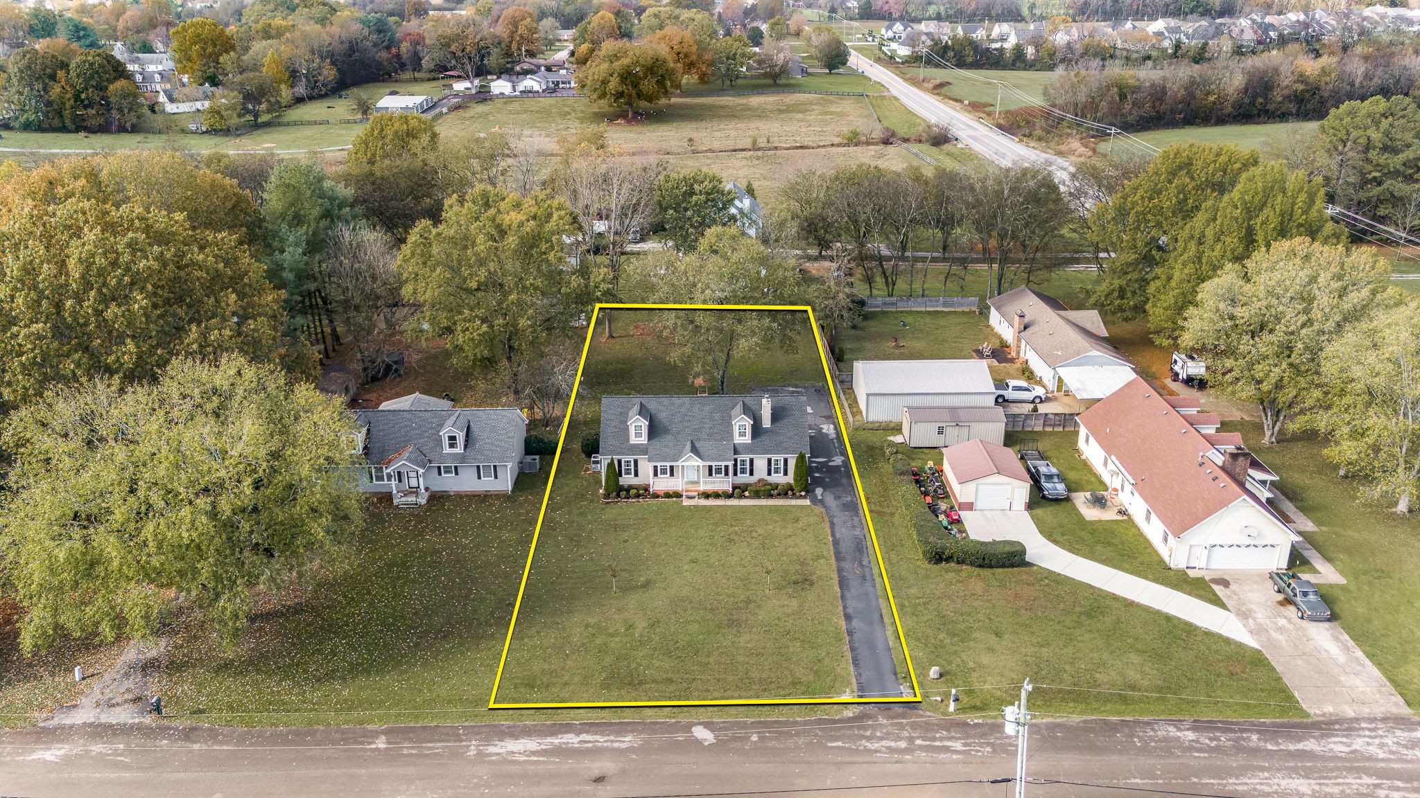 102 Fox Ridge Drive Murfreesboro, TN 37128 - Photo 5 of 59 THIS HOME IS A MUST-SEE!