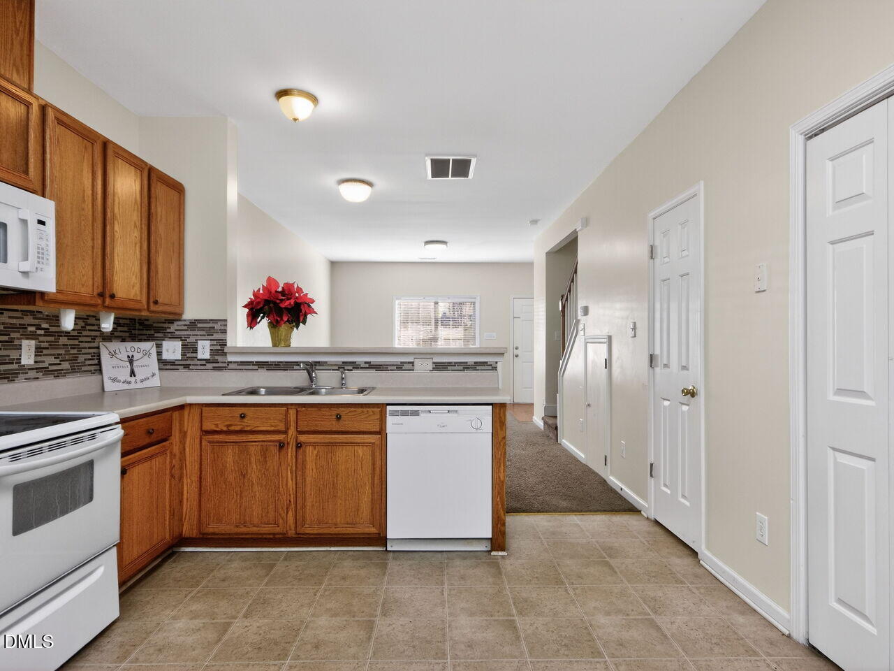 4802 Parkville Drive Raleigh, NC 27604 - Photo 13 of 34 012-1280x960-photo