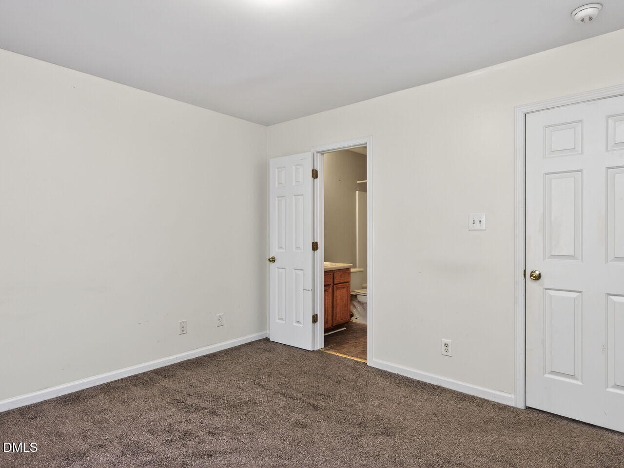 4802 Parkville Drive Raleigh, NC 27604 - Photo 14 of 34 017-1280x960-photo