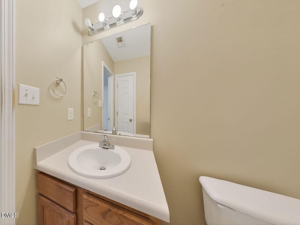 4802 Parkville Drive Raleigh, NC 27604 - Photo 17 of 34 018-1280x960-photo