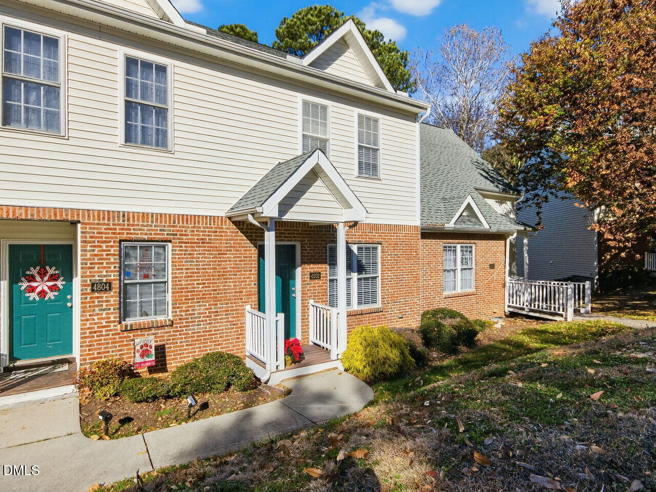 4802 Parkville Drive Raleigh, NC 27604 - Photo 2 of 34 002-1280x960-photo