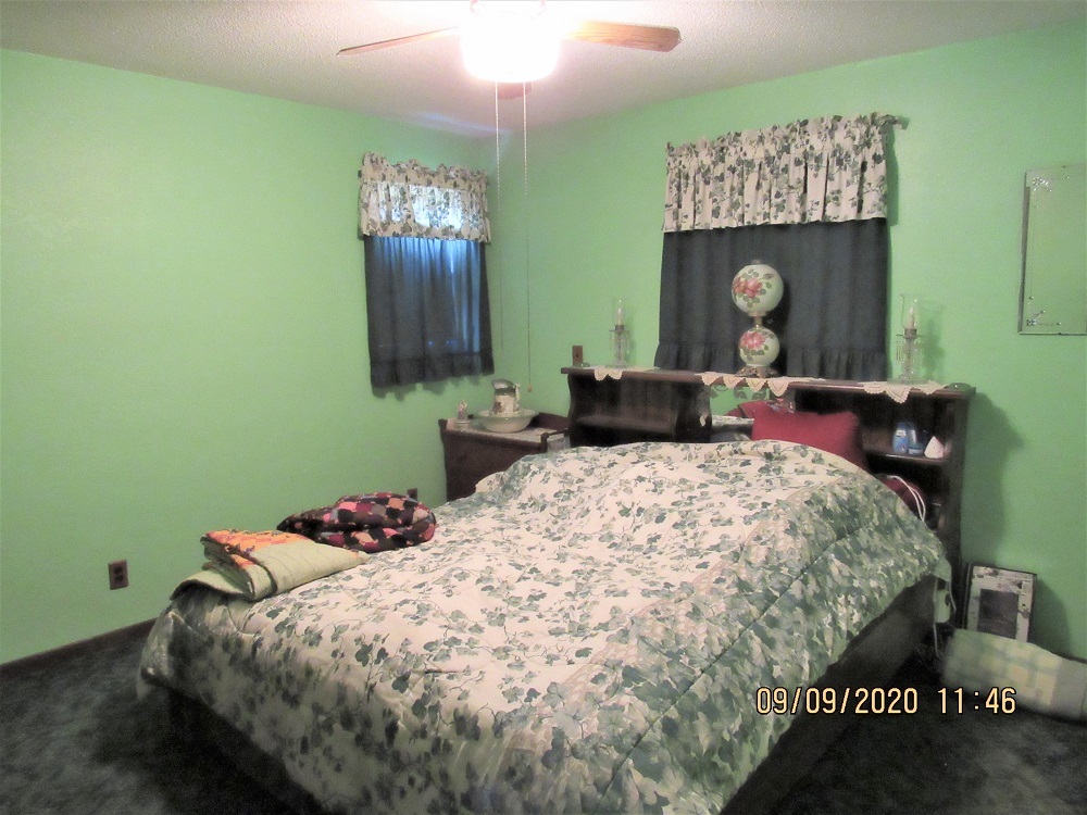 5479 West Edgewood Road Dixon, IL 61021 - Photo 14 of 38
