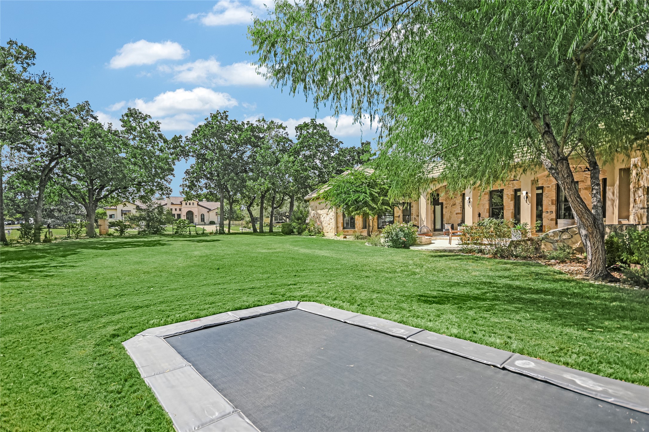 100 Dovetail Lane Georgetown, TX 78628 - Photo 25 of 34