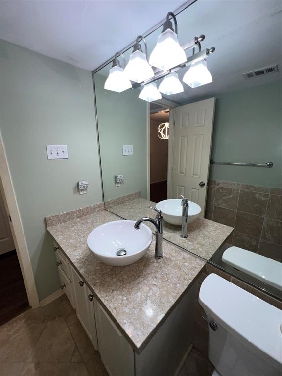7734 Meadow Road, Unit 221 Dallas, TX 75230 - Photo 17 of 29